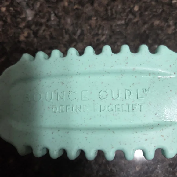 Bounce Curl Defining Curl Brush - Picture 2 of 2